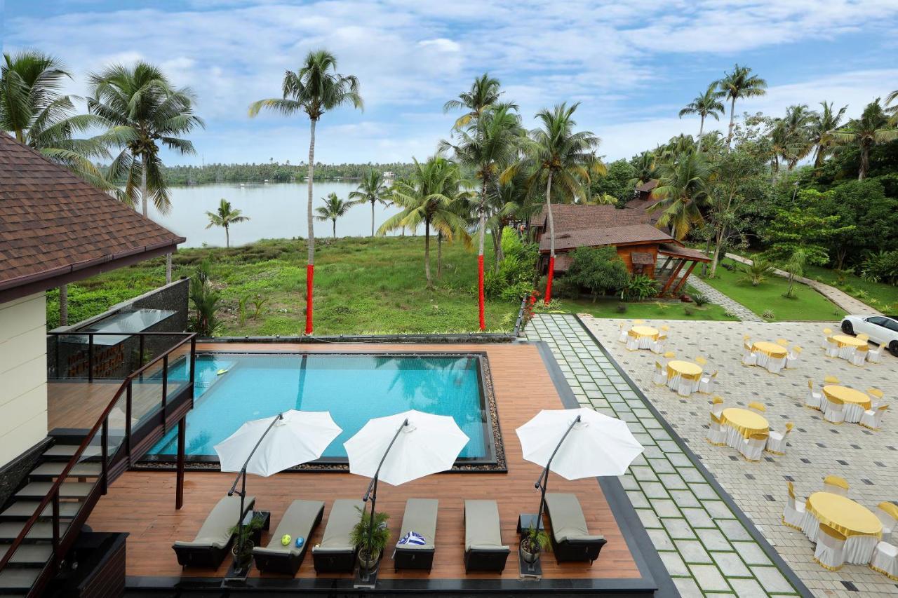 Maliekal Heritance Cherai Cochin Cherai Beach